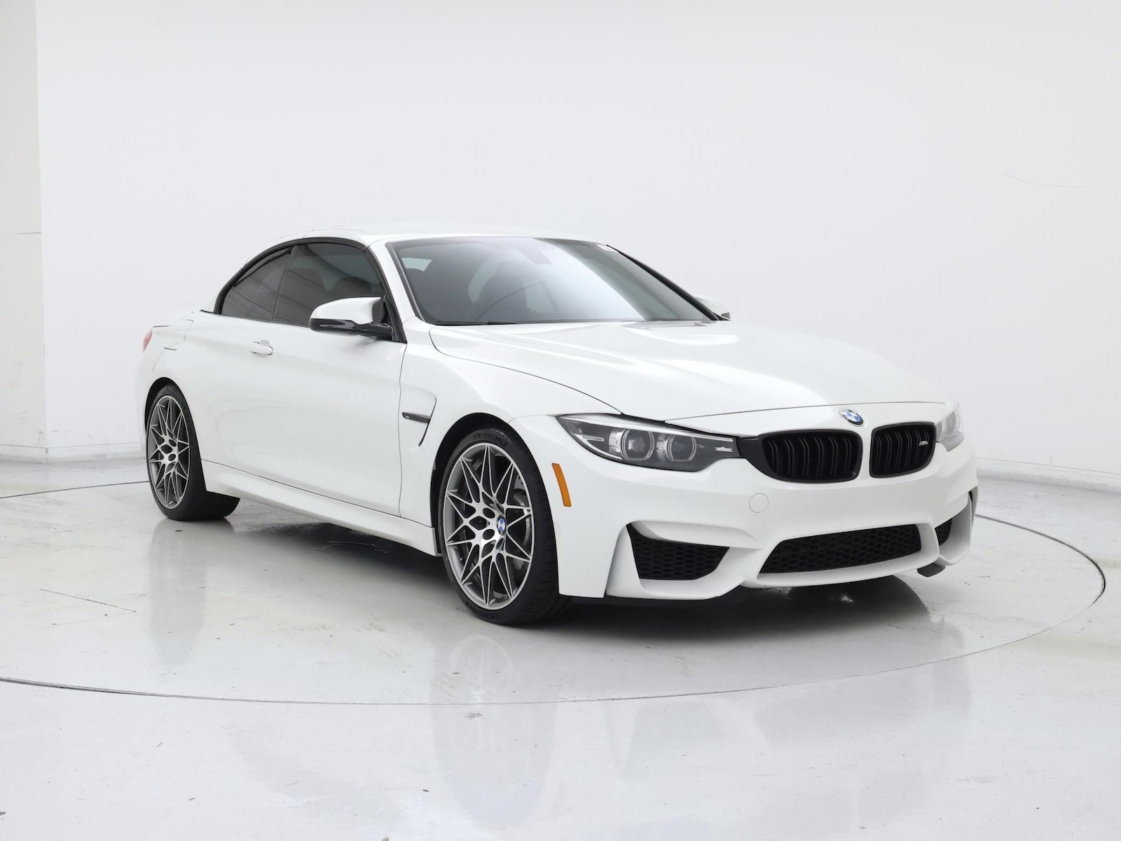 bmw m4 convertible 2018 WBS4Z9C5XJEA24373 image bmw m4 convertible 2018 WBS4Z9C5XJEA24373 image